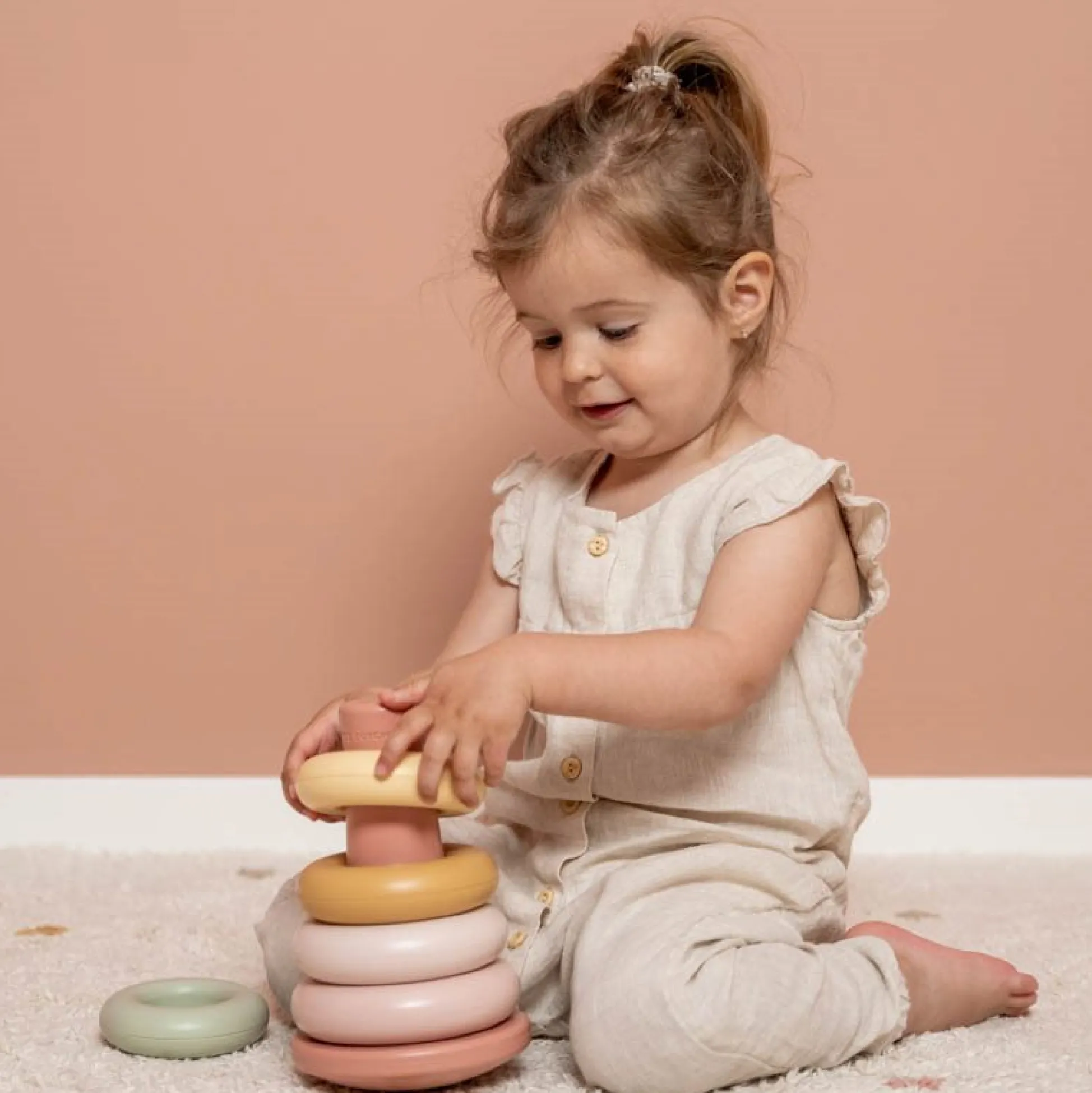 Stacking rings Pink plastic