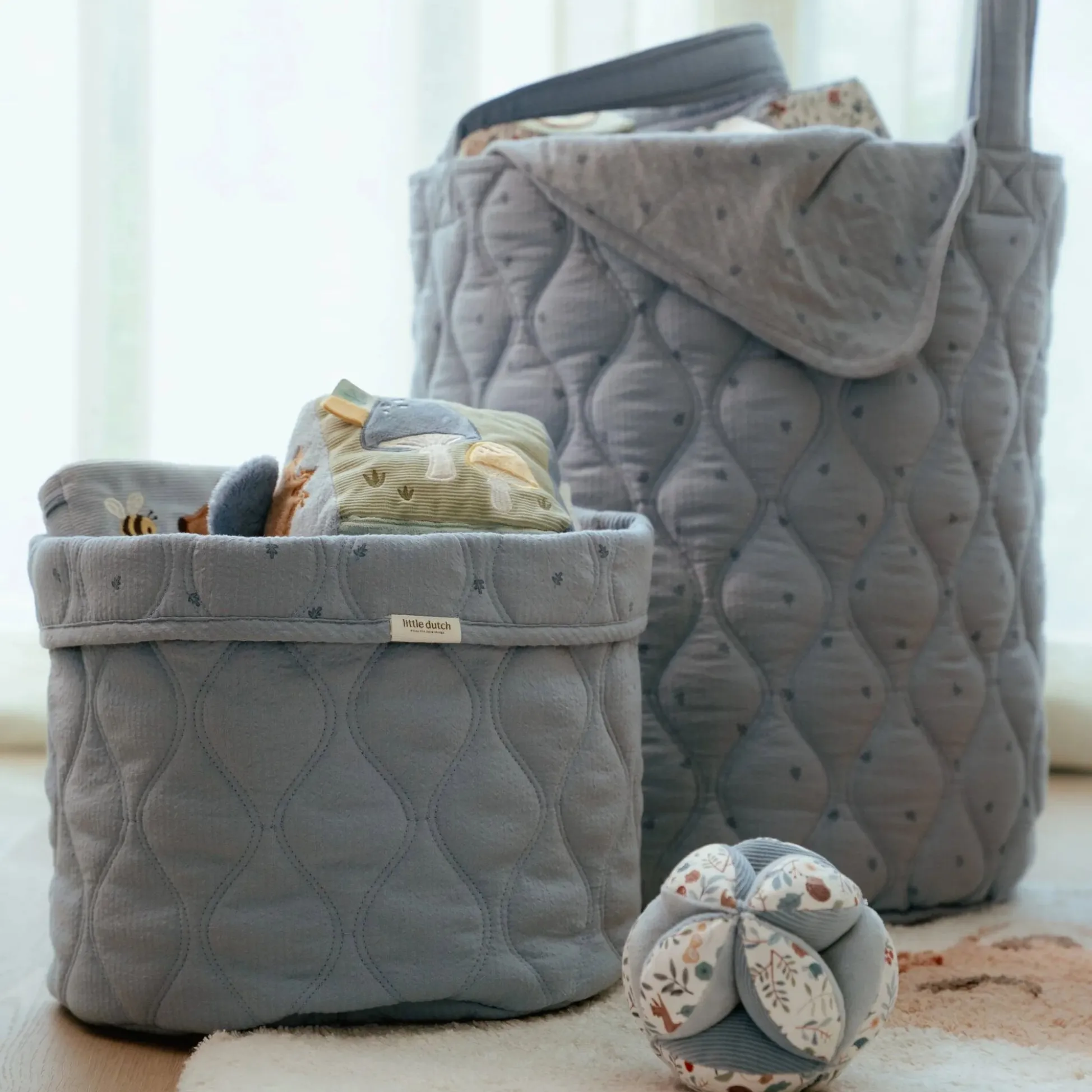 Storage basket large - Blue - Essentials