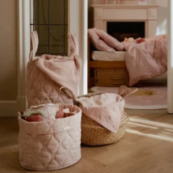 Storage basket medium - Pink - Essentials