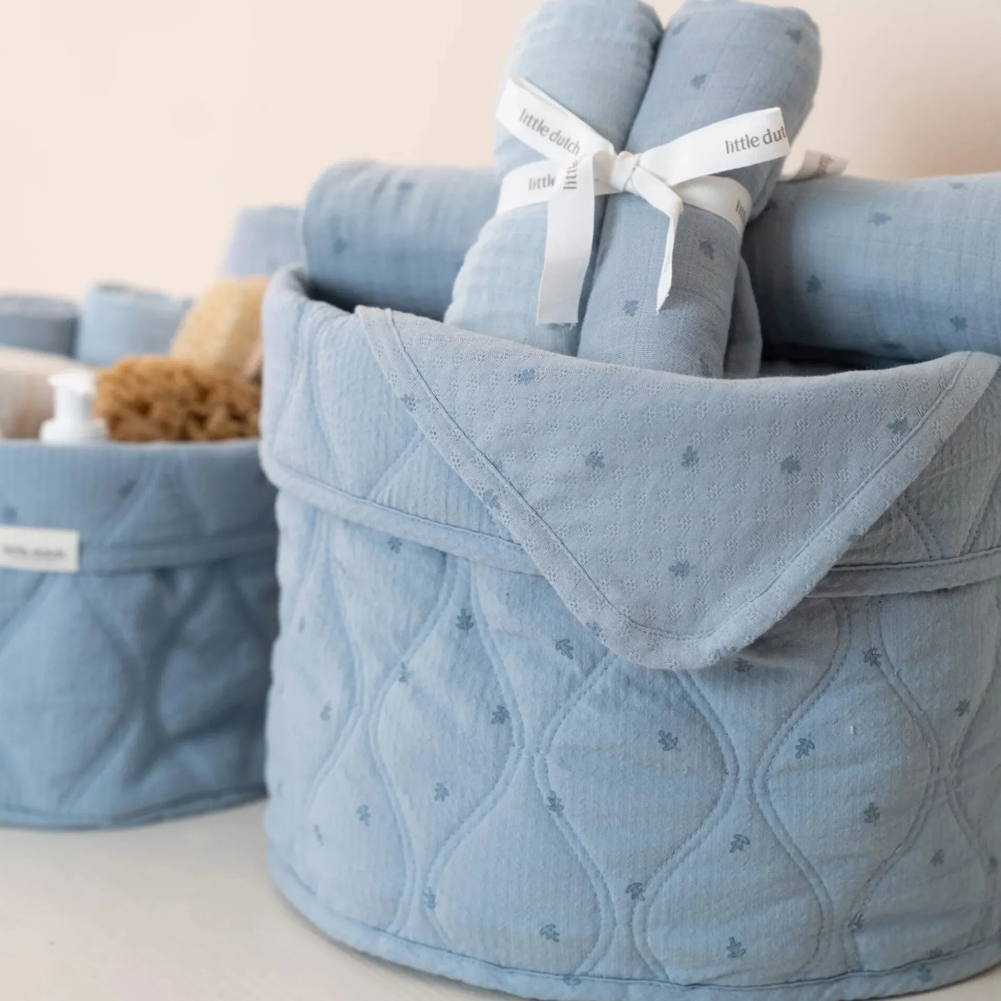 Storage basket small - Blue - Essentials