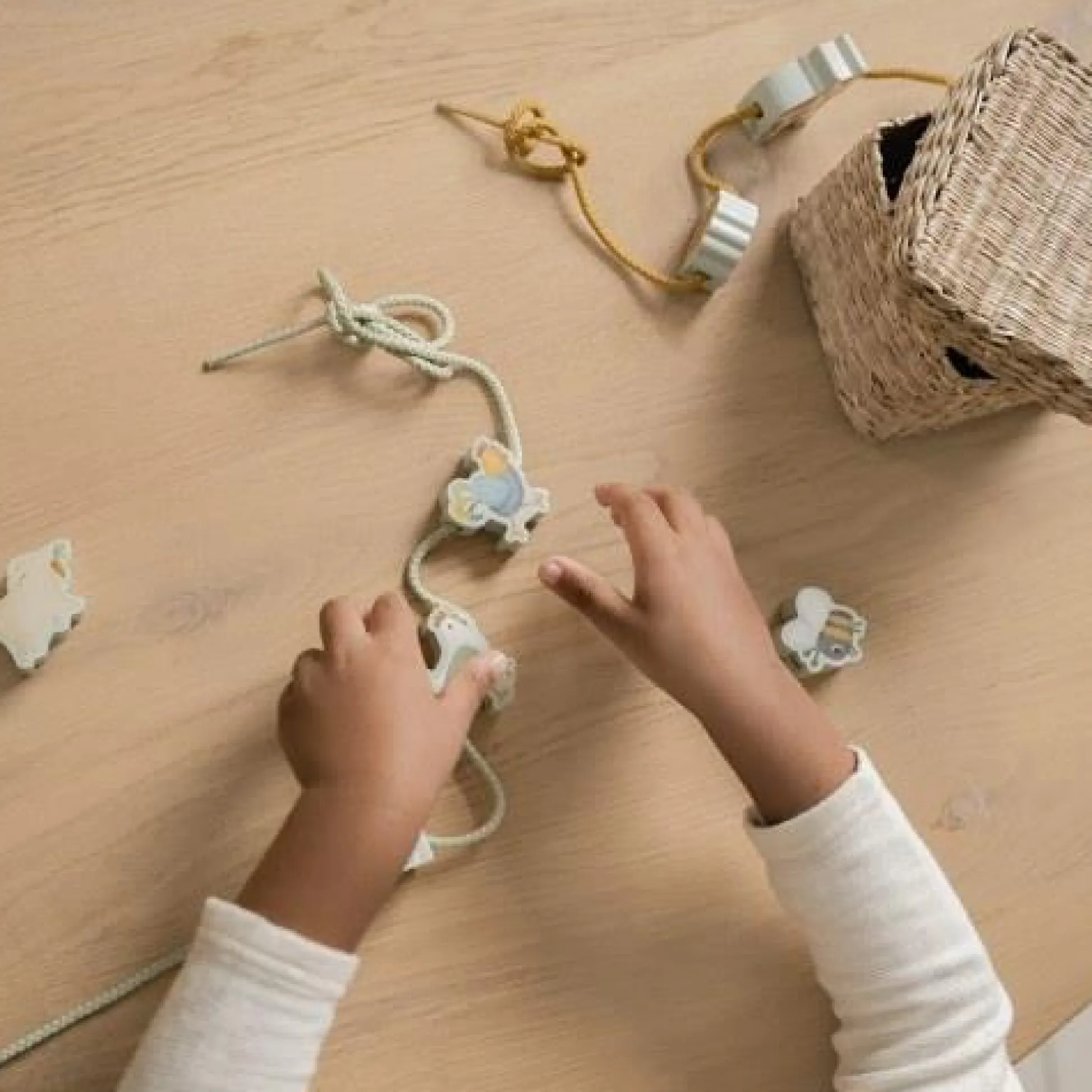String beads Little Farm