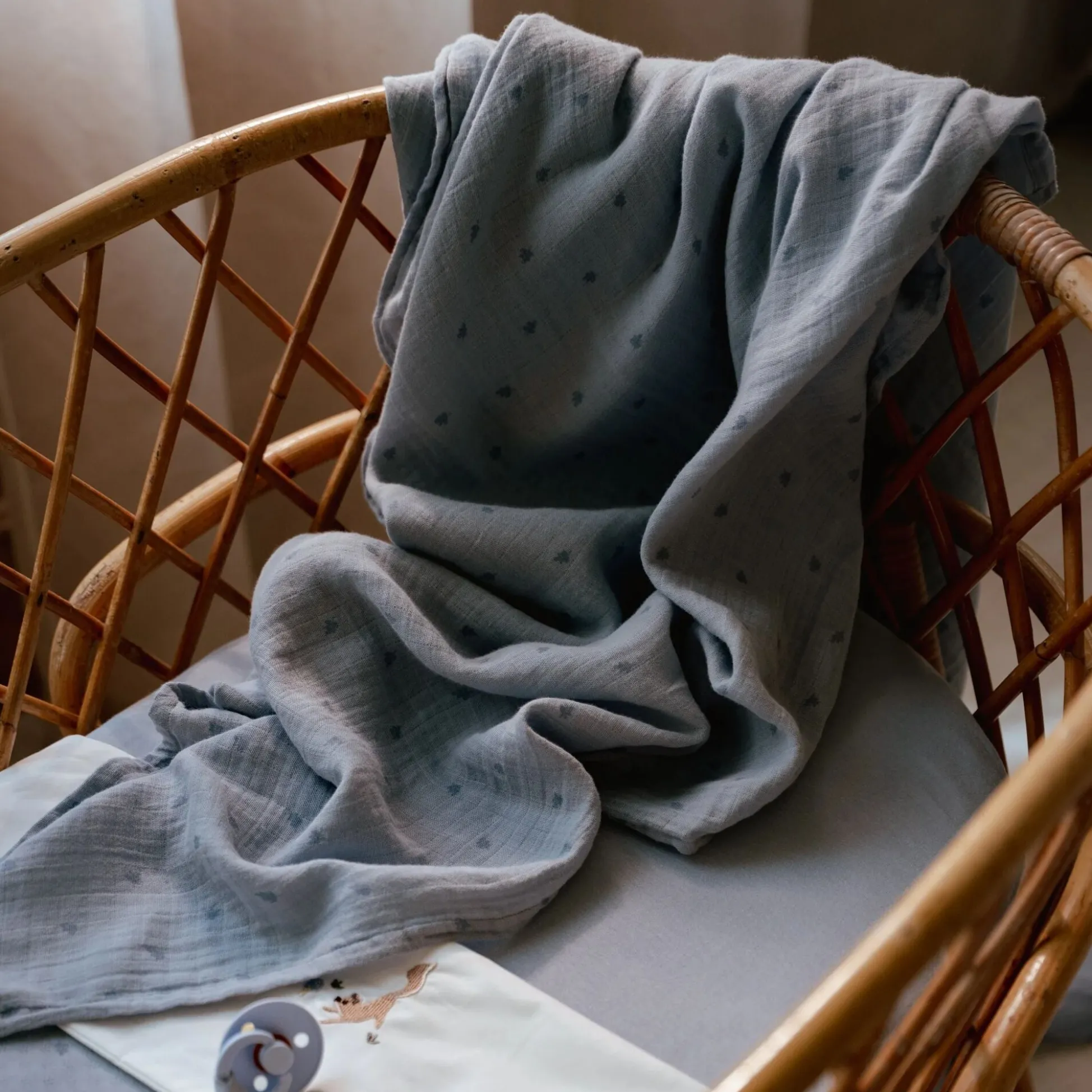 Swaddle - Blue - Essentials