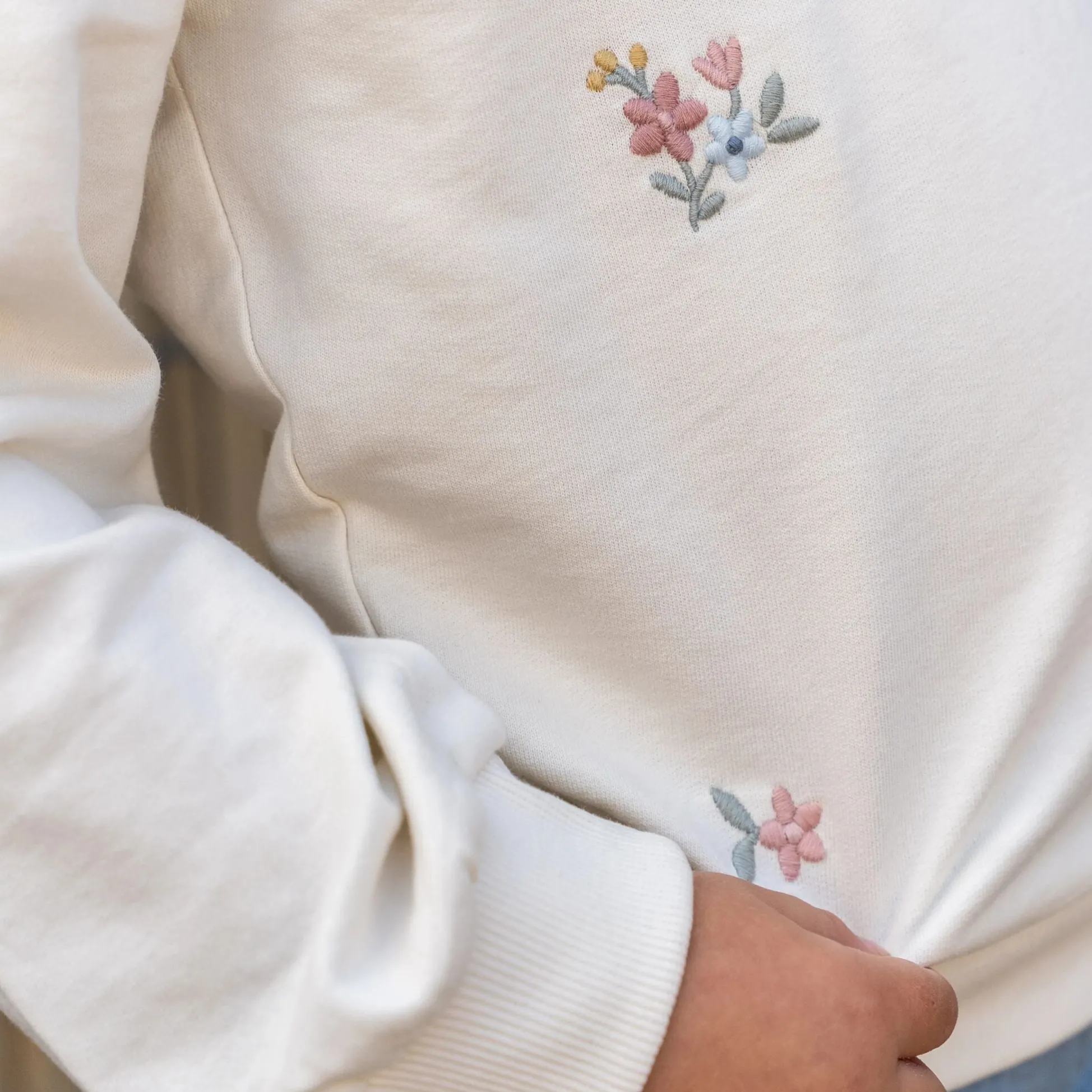 Sweater - White - Floral Print