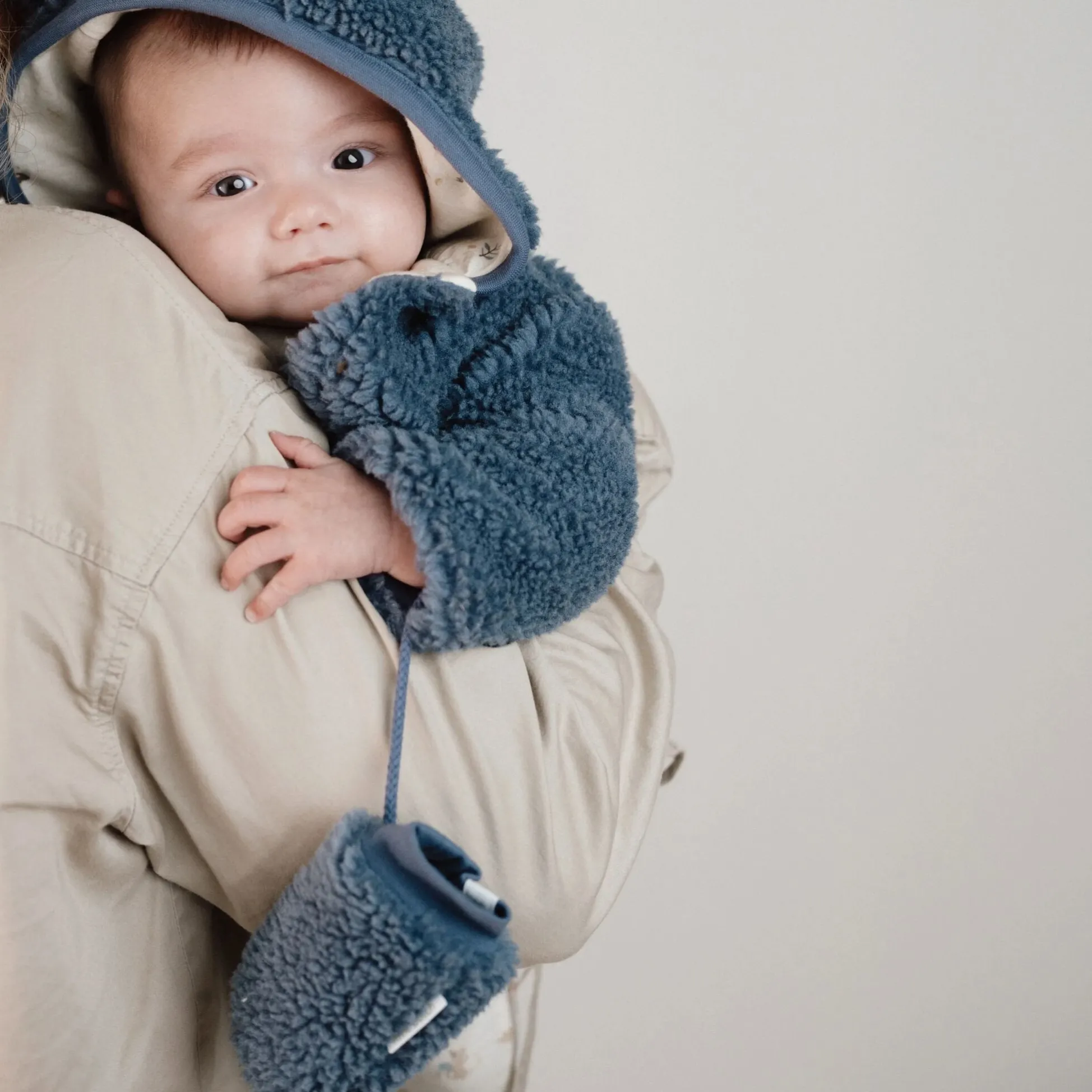 Teddy mittens - Blue - Newborn Naturals