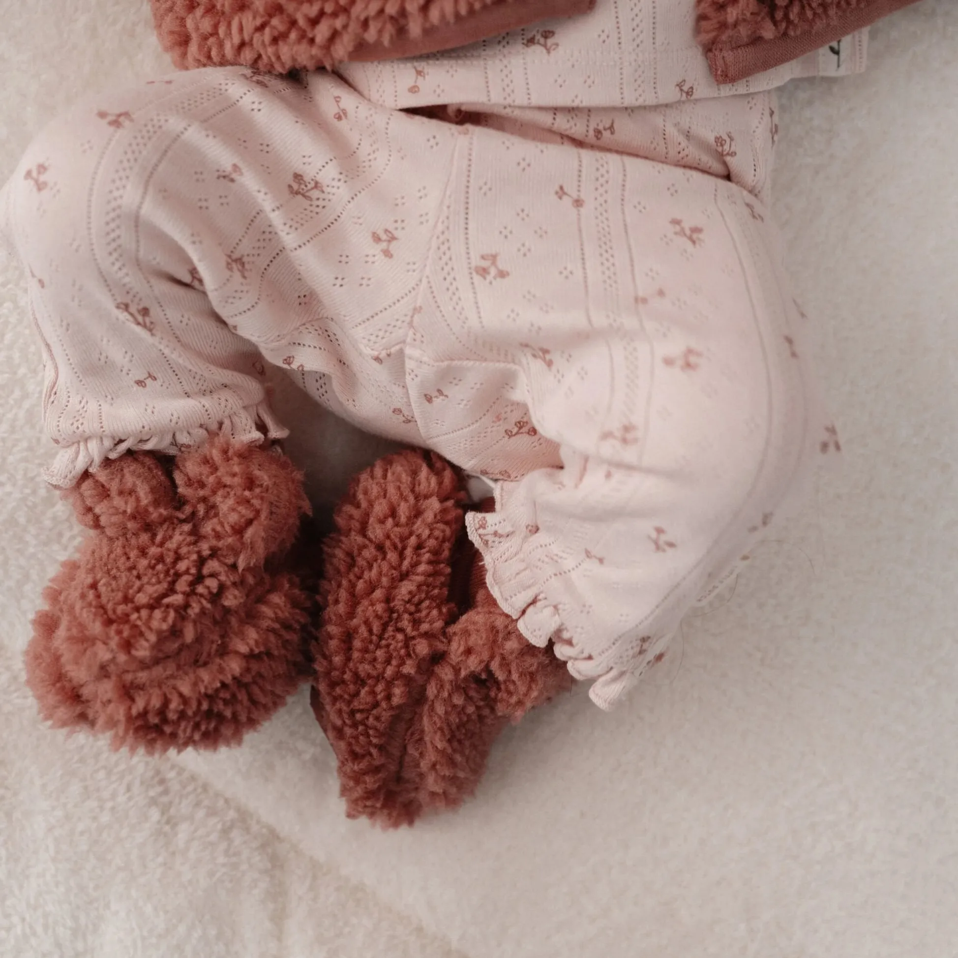 Teddy slippers - Pink - Newborn Naturals