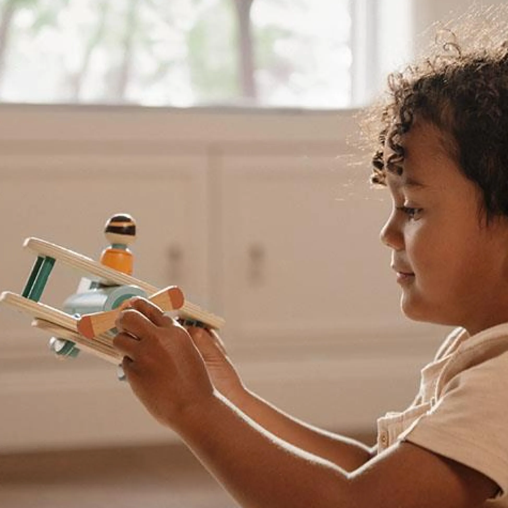 Toy airplane - Multicolored - Essentials