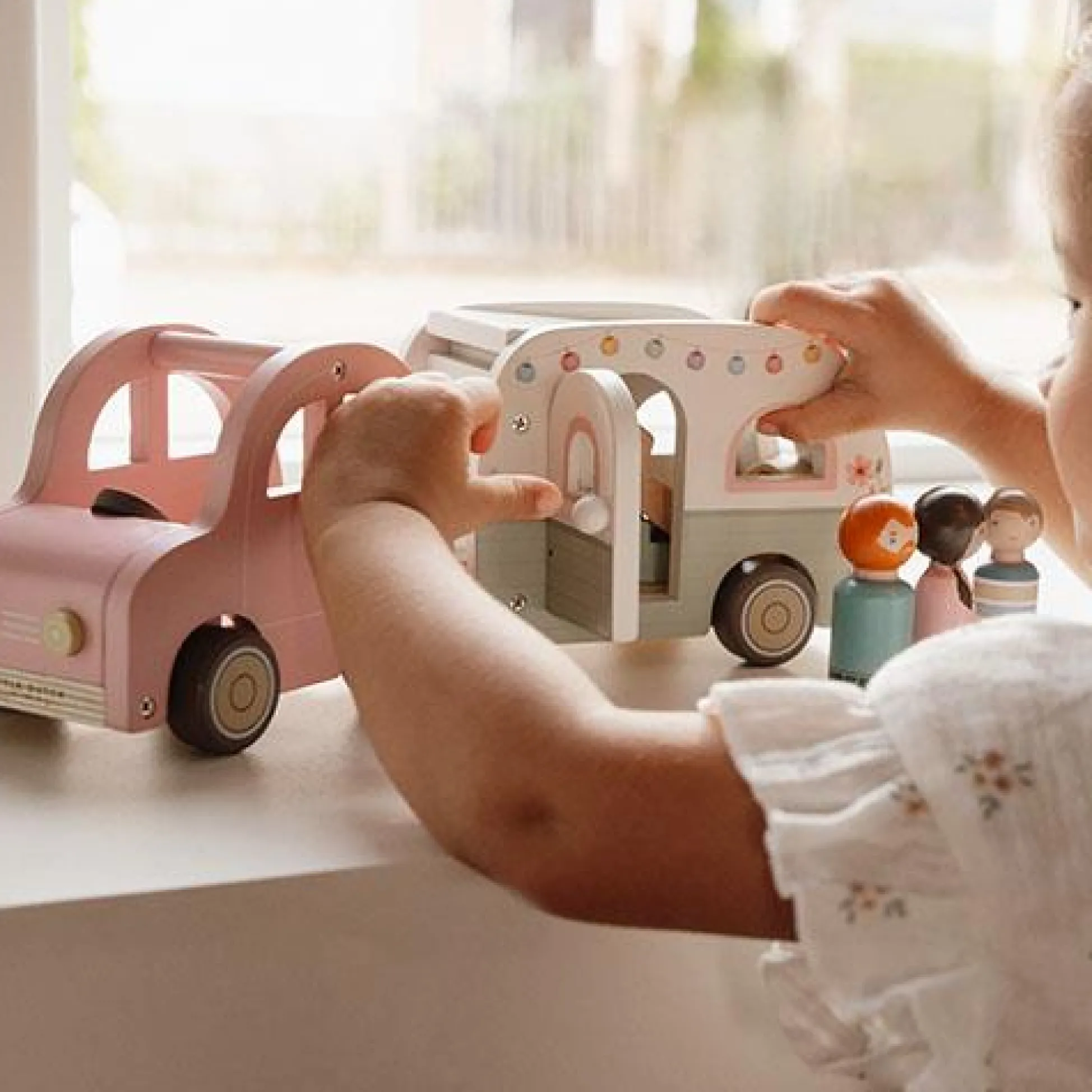 Toy car with caravan - Multicolored - Essentials