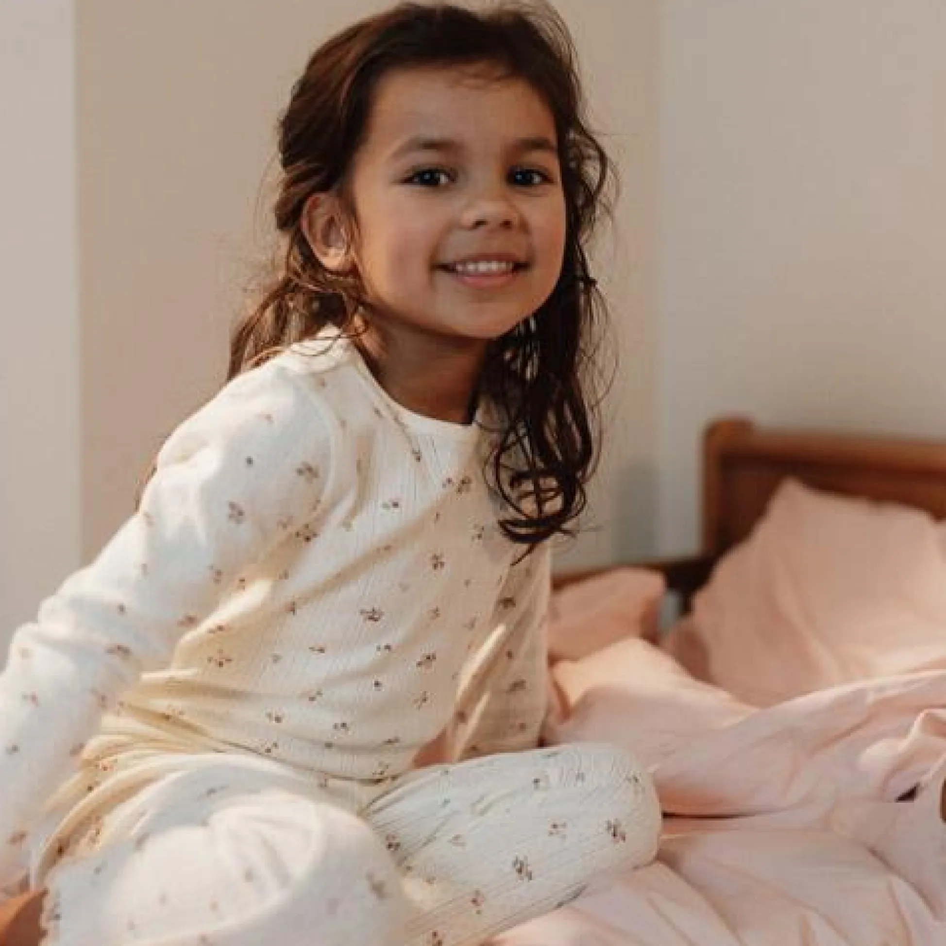 Two-piece pajamas - White - Fairy Garden - Fairy Blossom