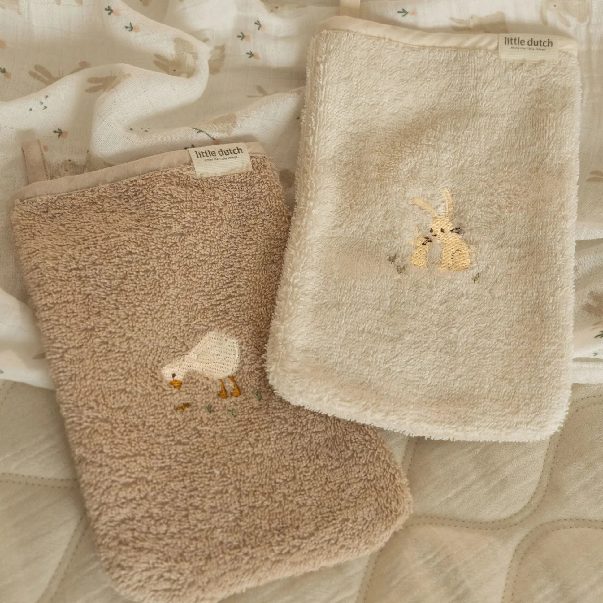 Washcloth set - White - Newborn Naturals - Baby Bunny