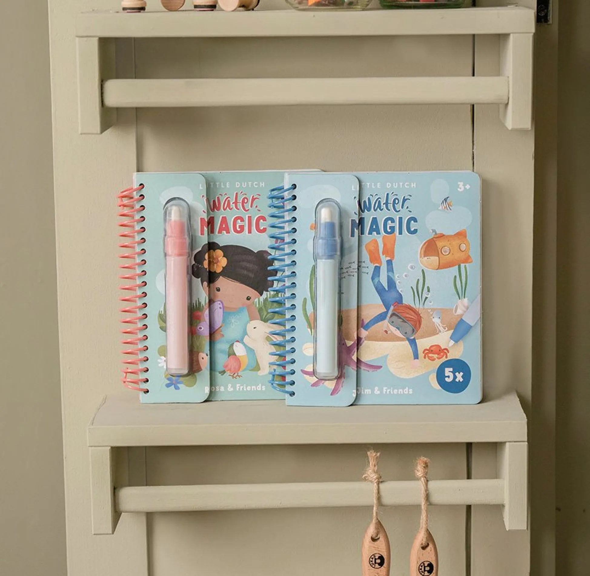 Water color book Rosa & Friends