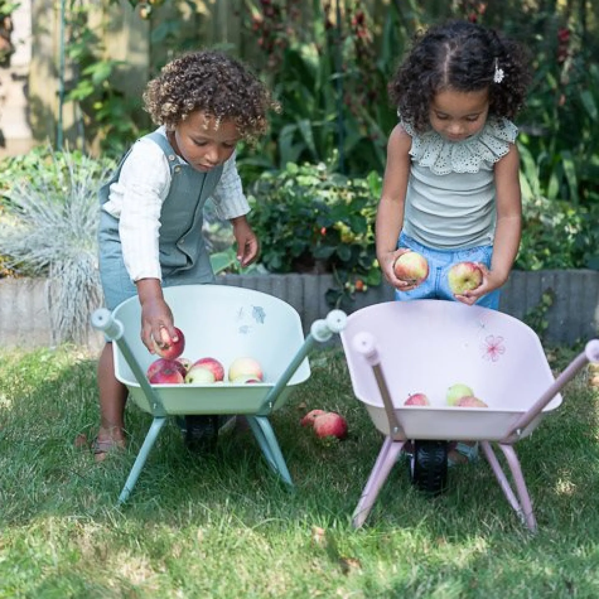 Wheelbarrow - Green - Forest Friends