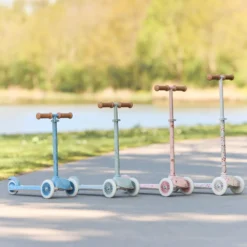 3 wheel scooter - Blue