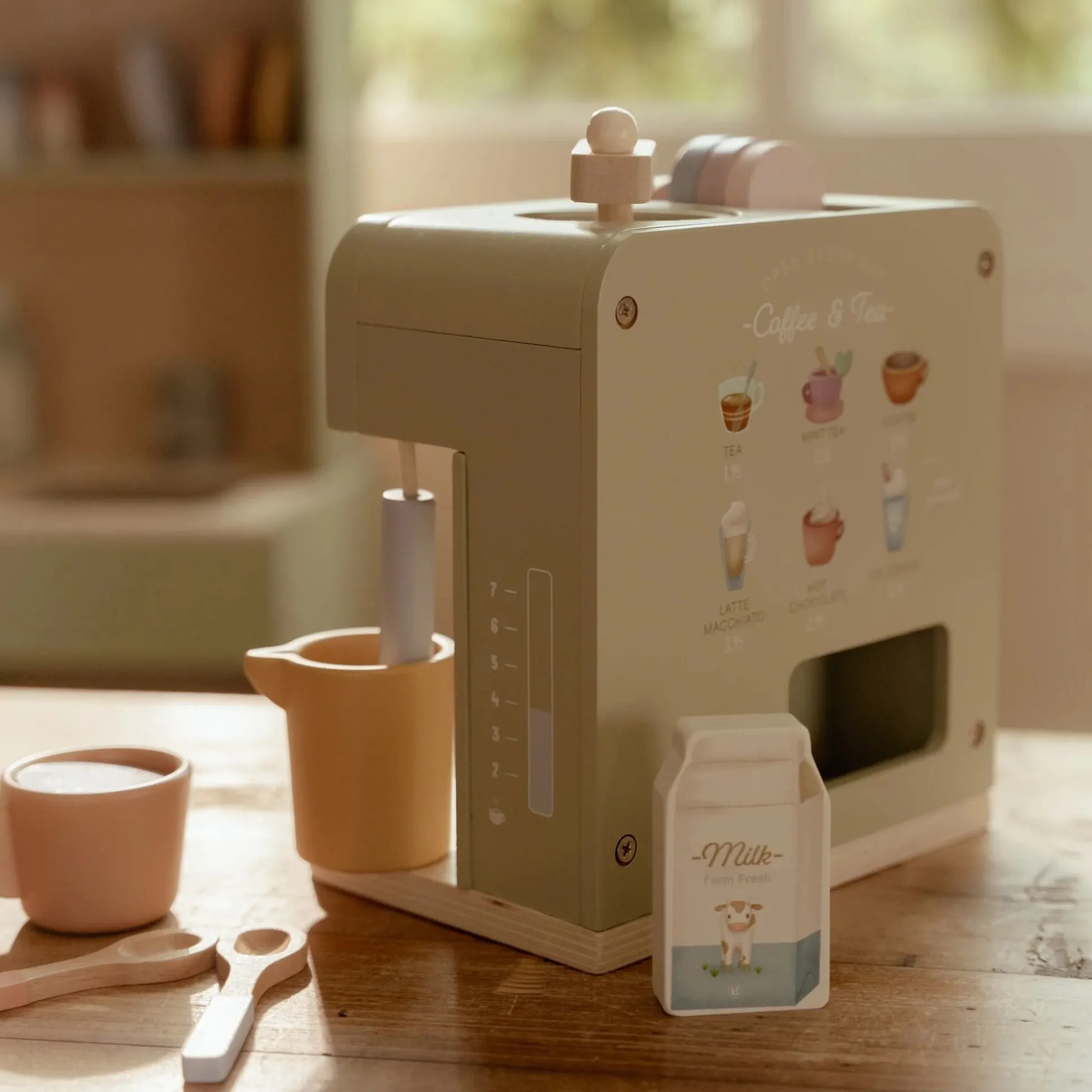 Wooden coffee maker - Green - Essentials