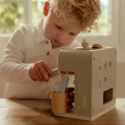 Wooden coffee maker - Green - Essentials