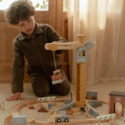 Wooden crane – Multicolored – Train track