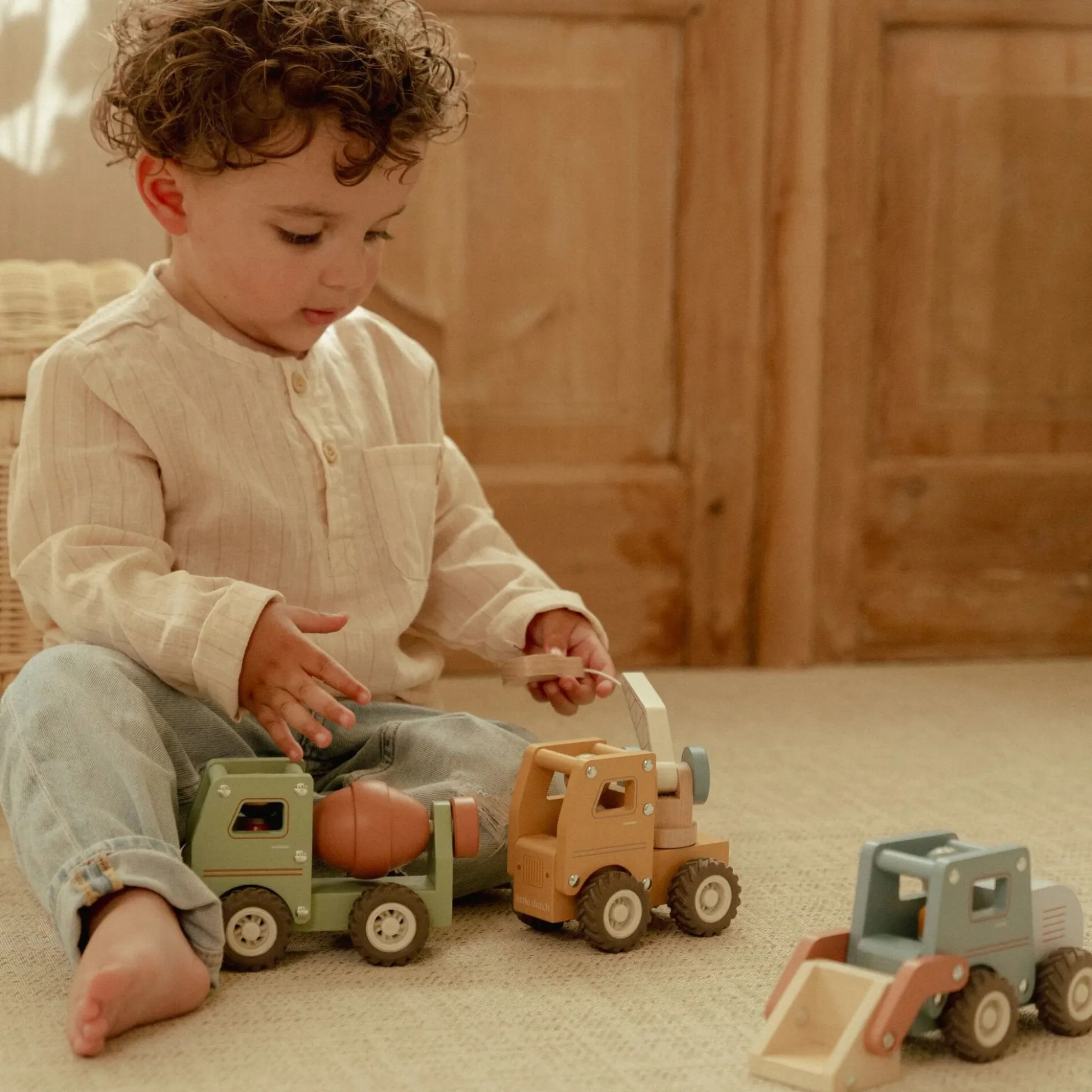 Wooden crane – Yellow – Essentials