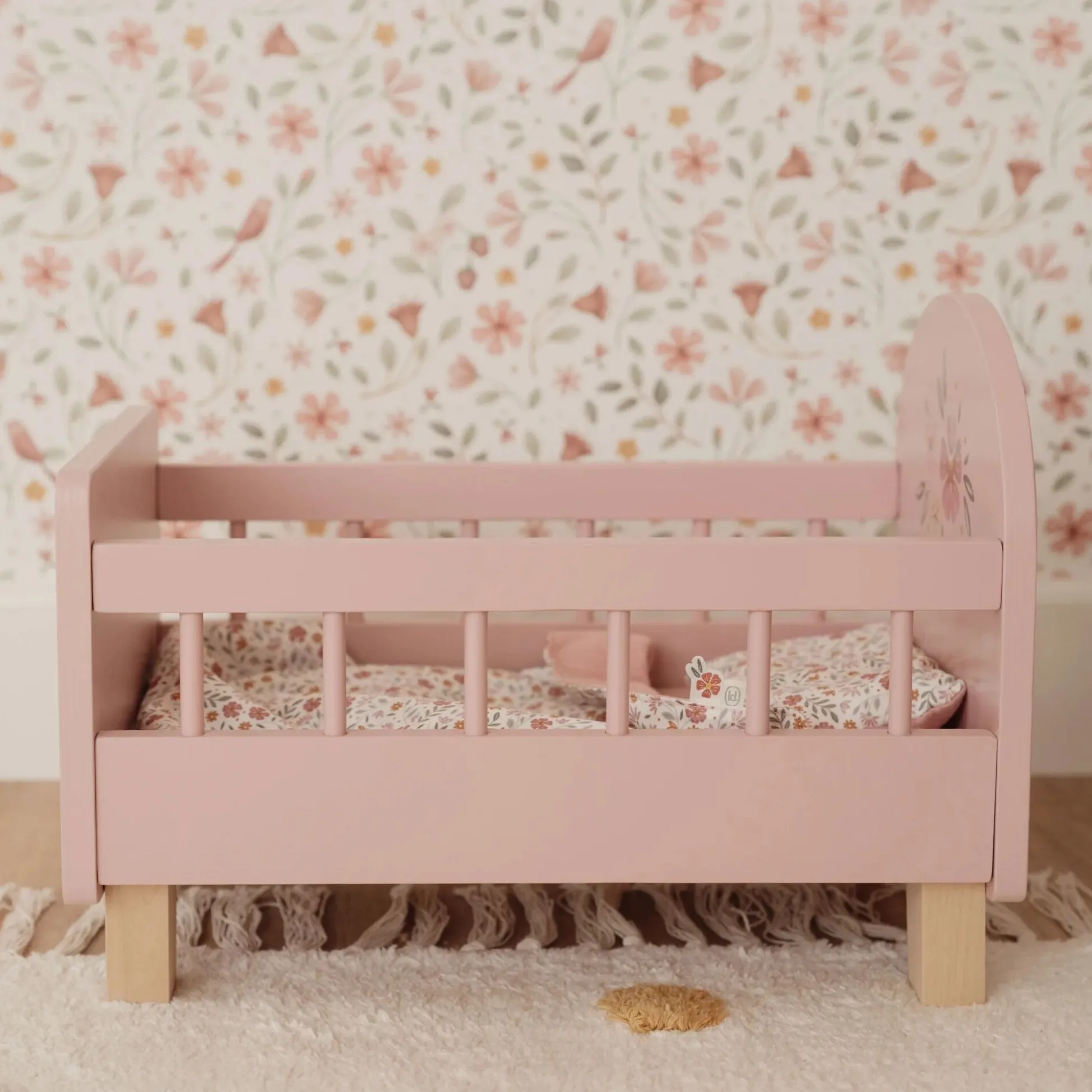 Wooden doll bed - Pink - Essentials