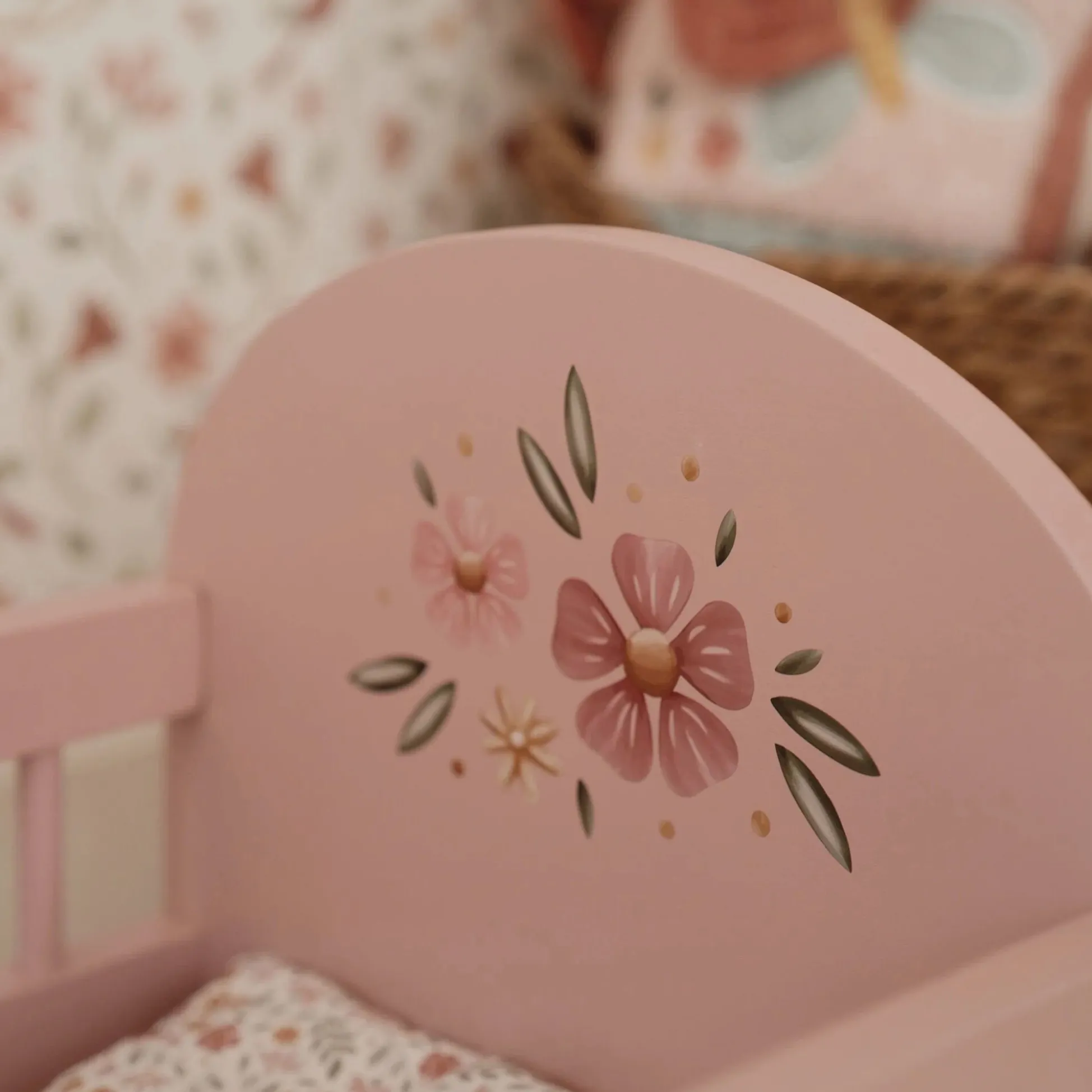 Wooden doll bed - Pink - Essentials