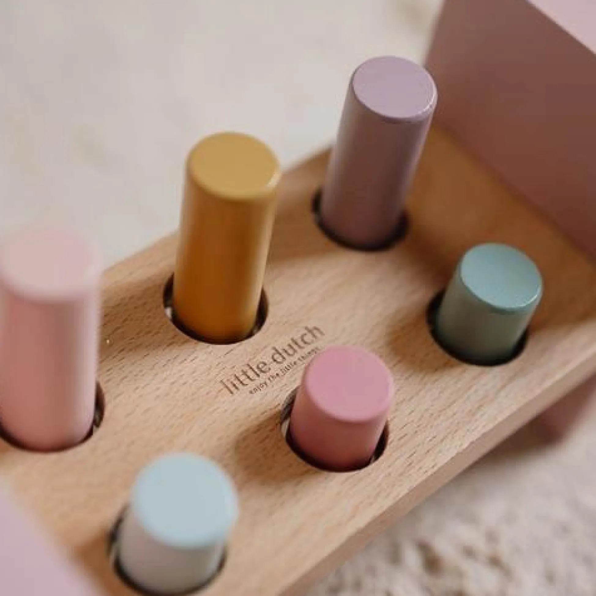 Wooden Hammer Bench - Pink - Fairy Garden