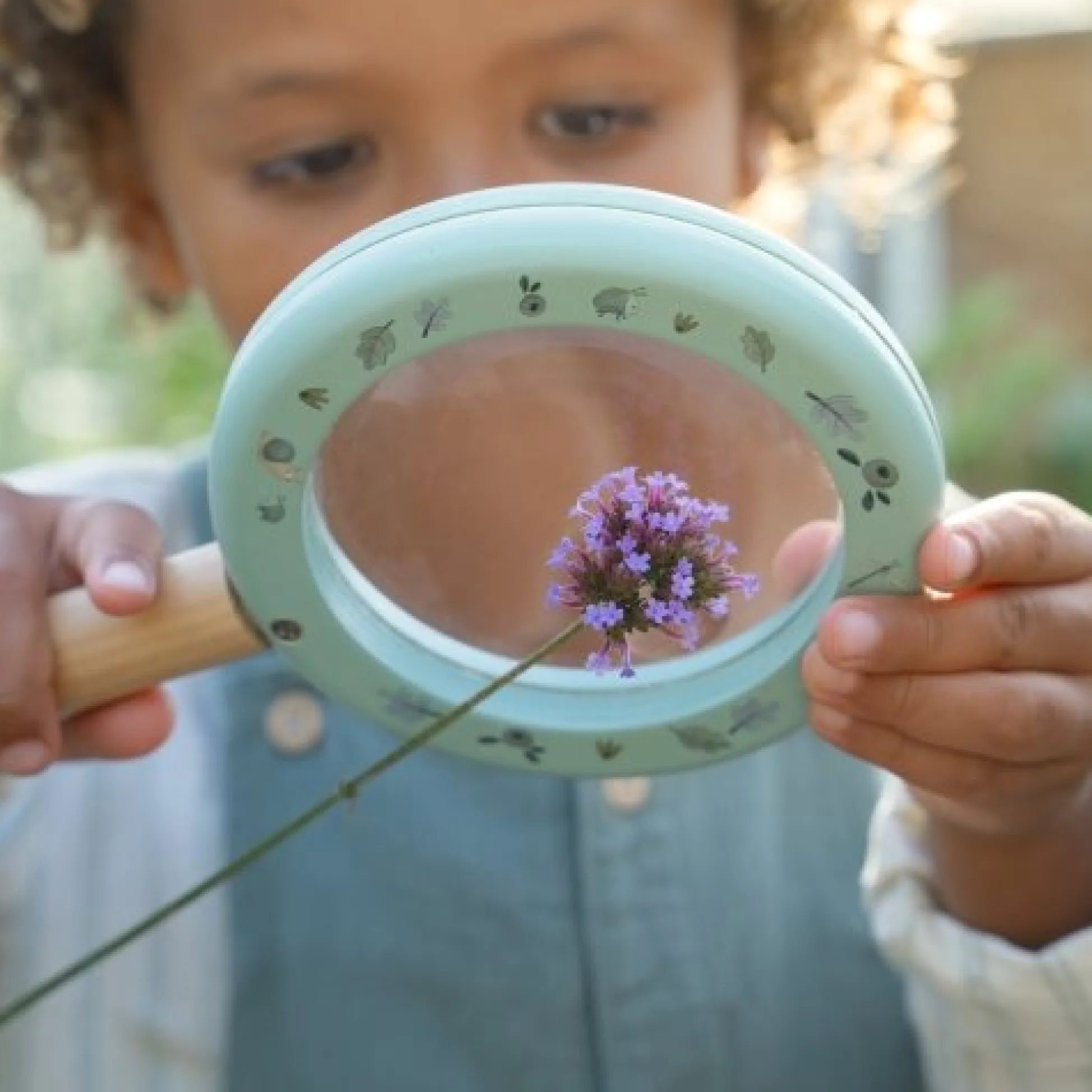 Wooden Magnifying Glass - Blue - Forest Friends