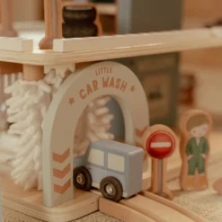 Wooden parking garage – Blue – Essentials