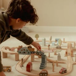 Wooden train track – XL – Essentials