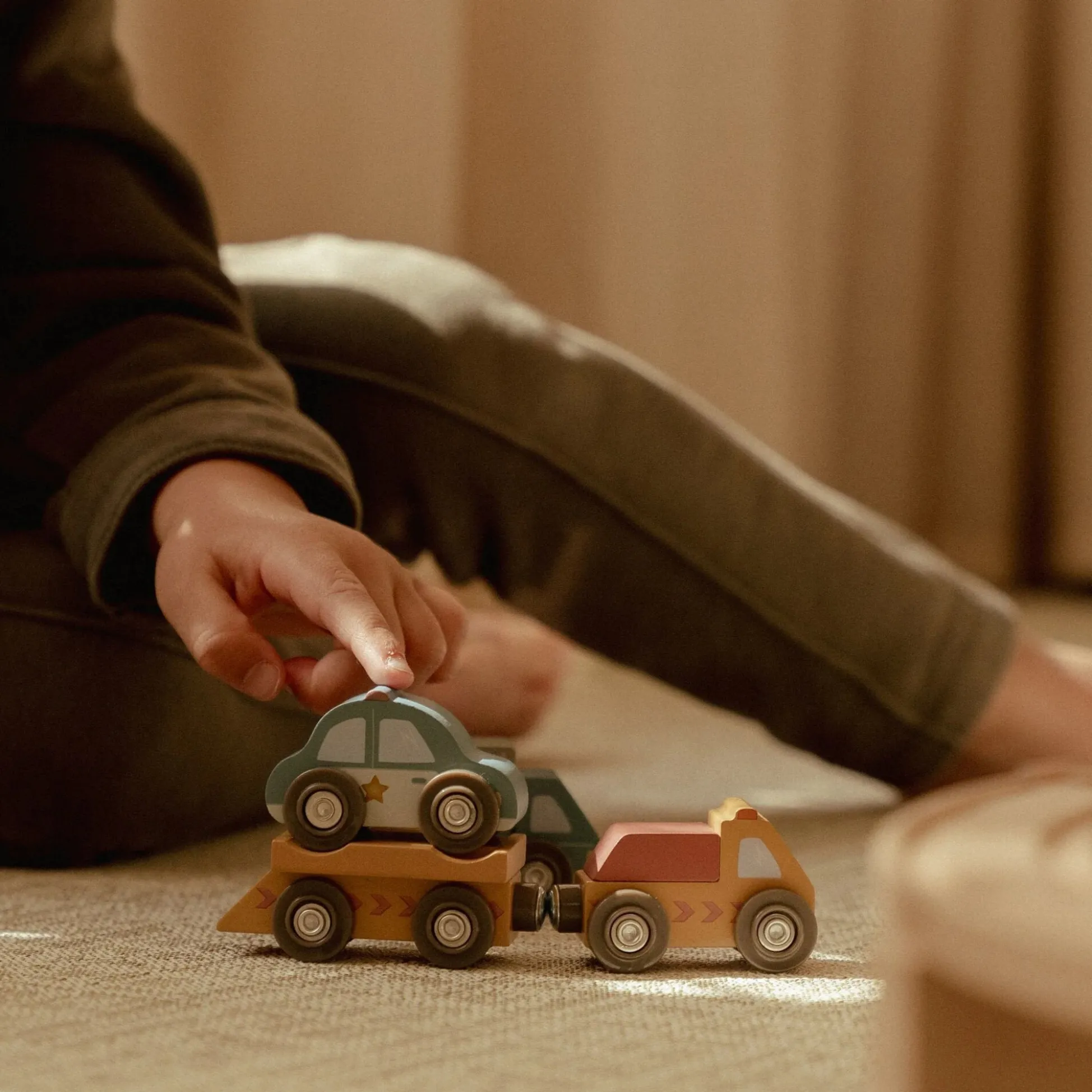 Wooden vehicle set – Multicolored – Essentials