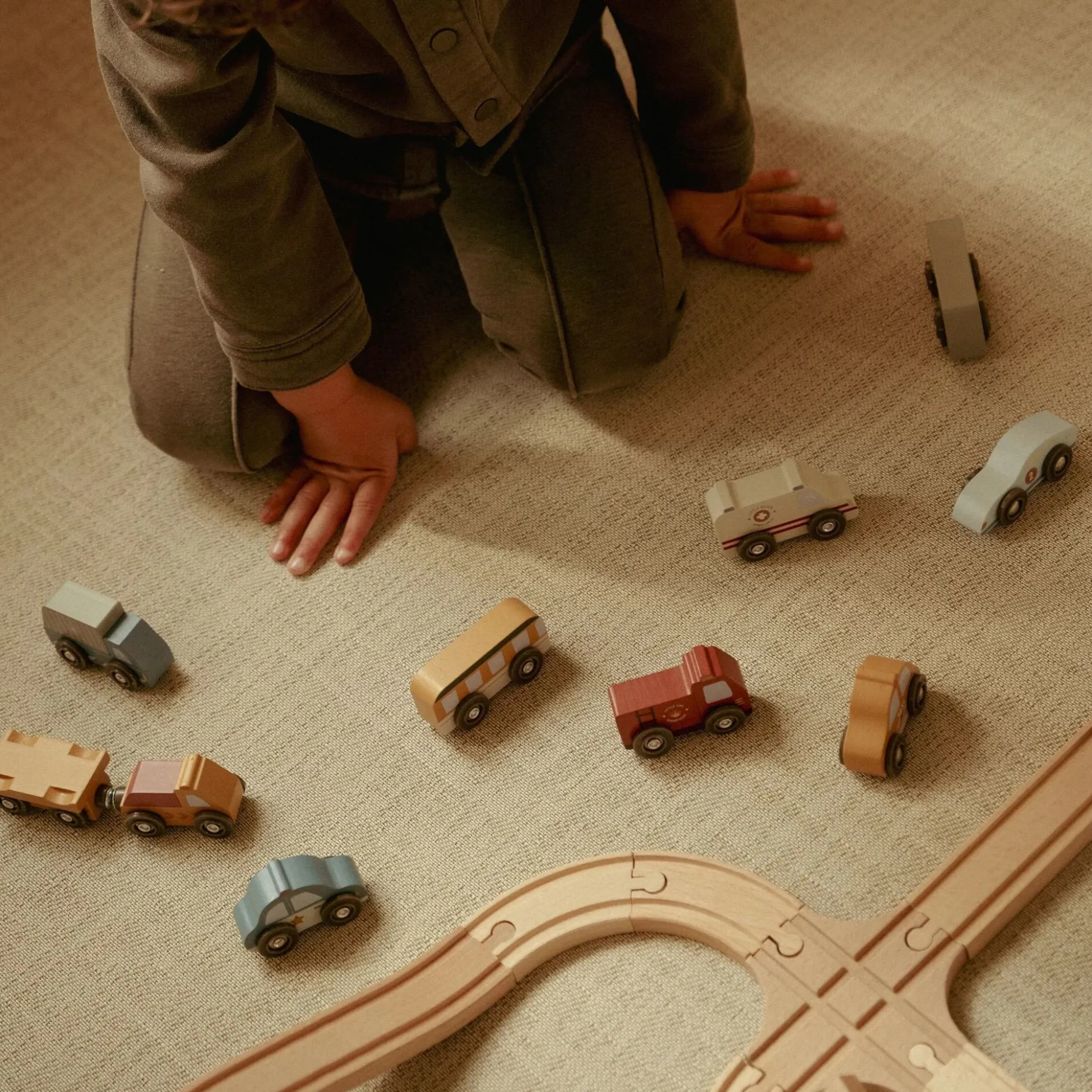 Wooden vehicle set – Multicolored – Essentials
