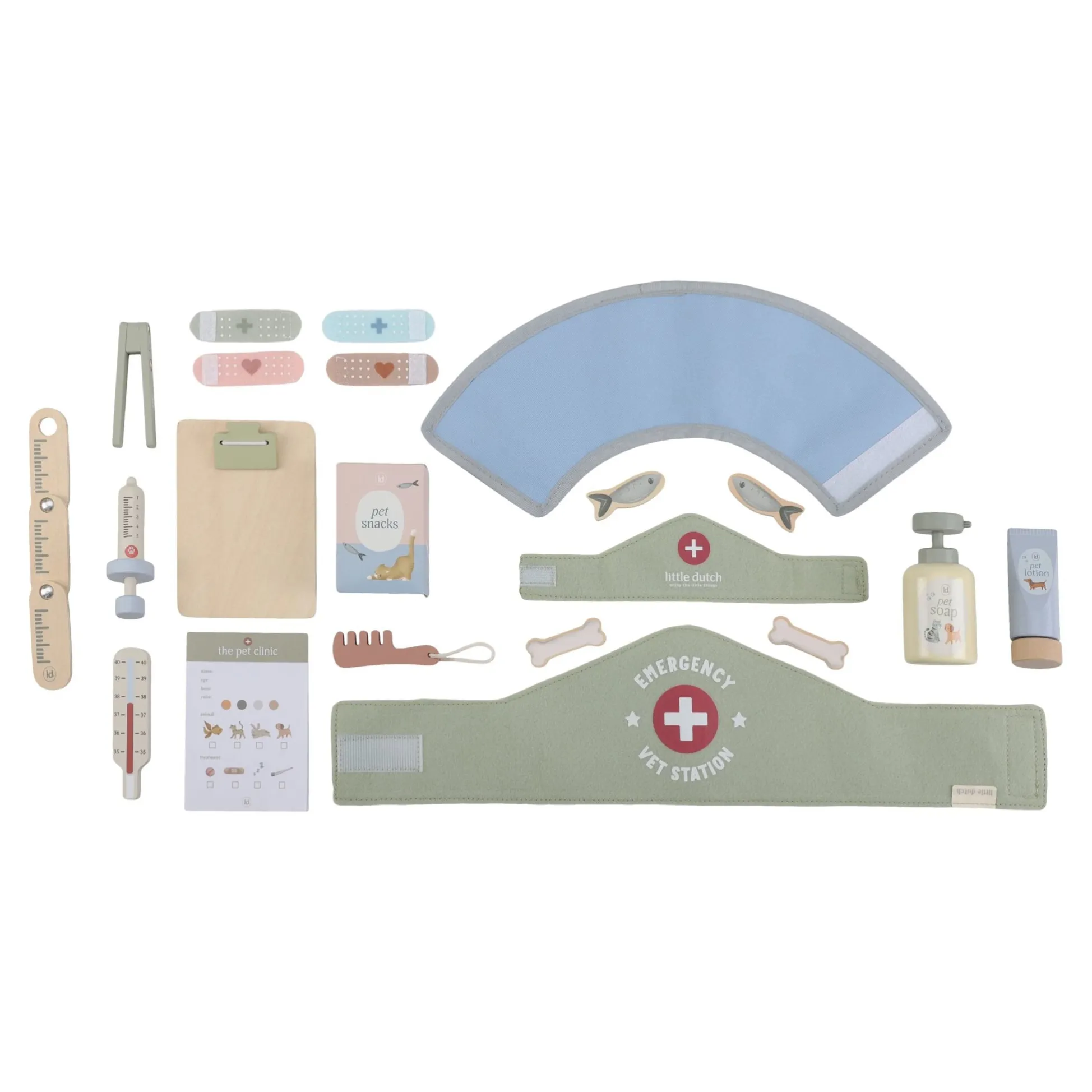 Wooden veterinary practice – Green – Essentials